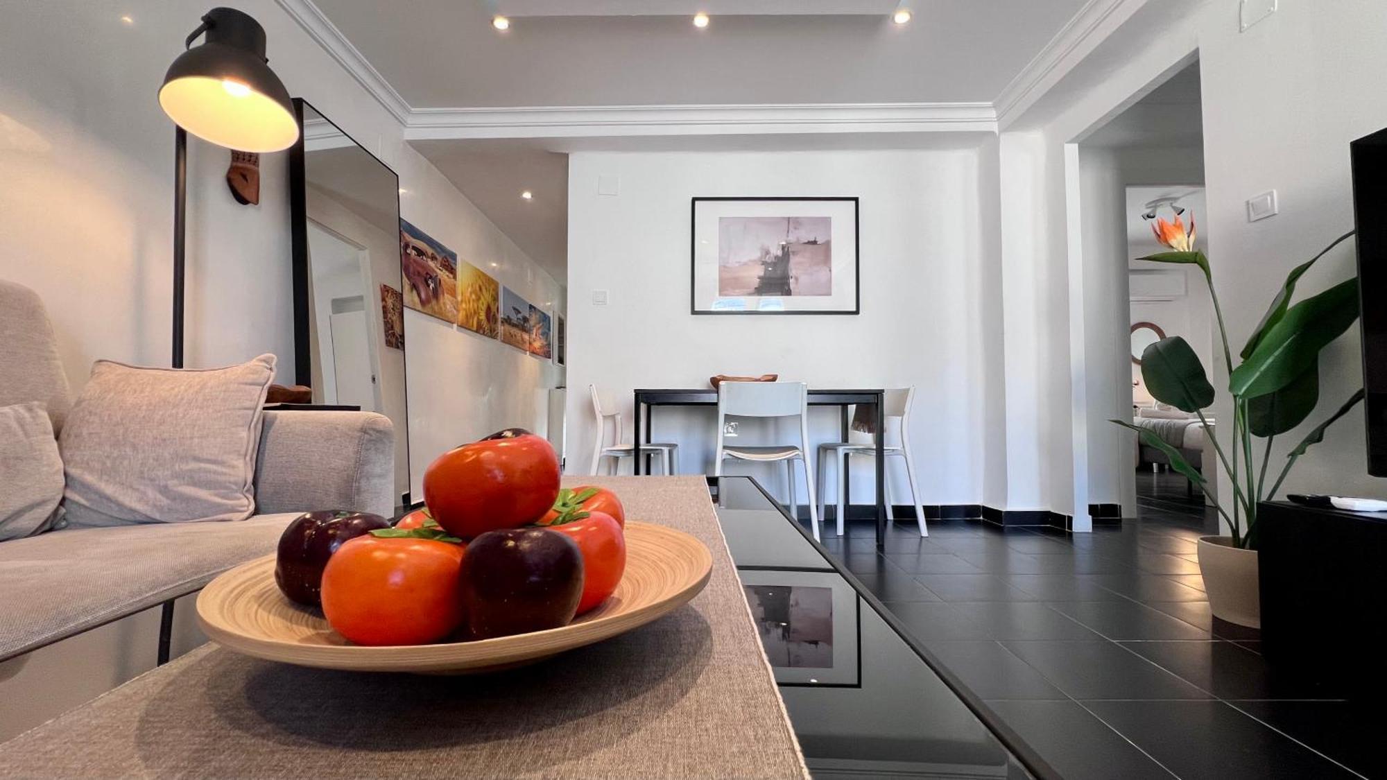 Cool, Modern And Snug 3Br Apartment Peachy Stays Μάλαγα Εξωτερικό φωτογραφία
